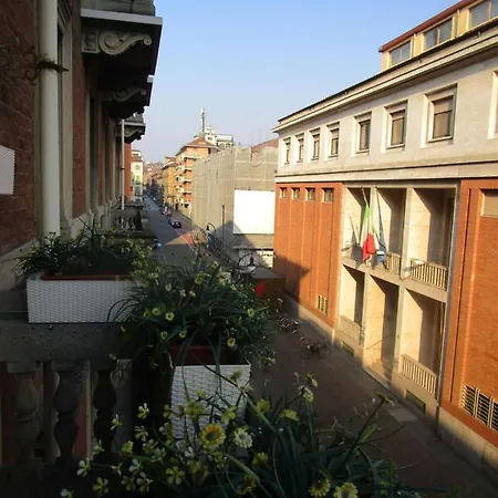 Habitación en casa particular In The Center ,under The Mole Antonelliana *