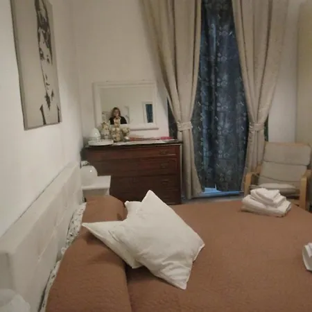 In The Center ,under The Mole Antonelliana Turijn