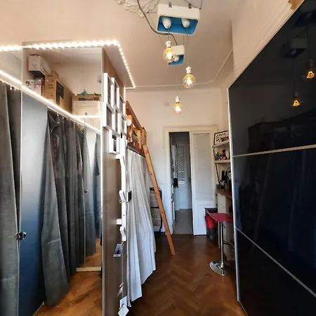 Habitación en casa particular In The Center ,under The Mole Antonelliana Turín